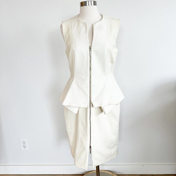 Ted Baker London Dresses & Skirts - Ted Baker London Janthum Peplum Dress